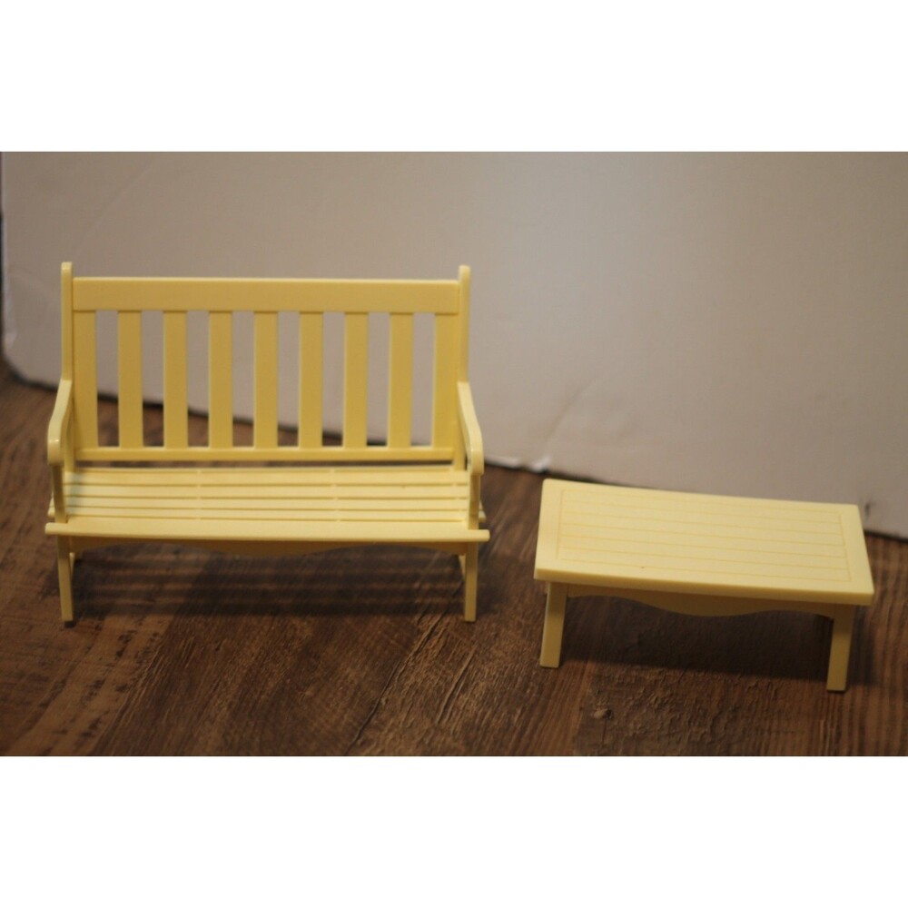 Barbie Park Bench and Table